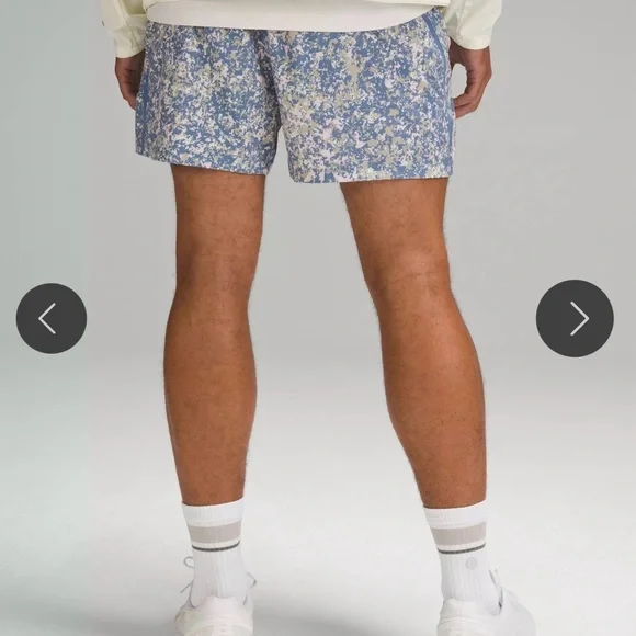 LULULEMON Pace Breaker Linerless Short 5" - Discord Oasis Multi - M - Picture 2 of 13